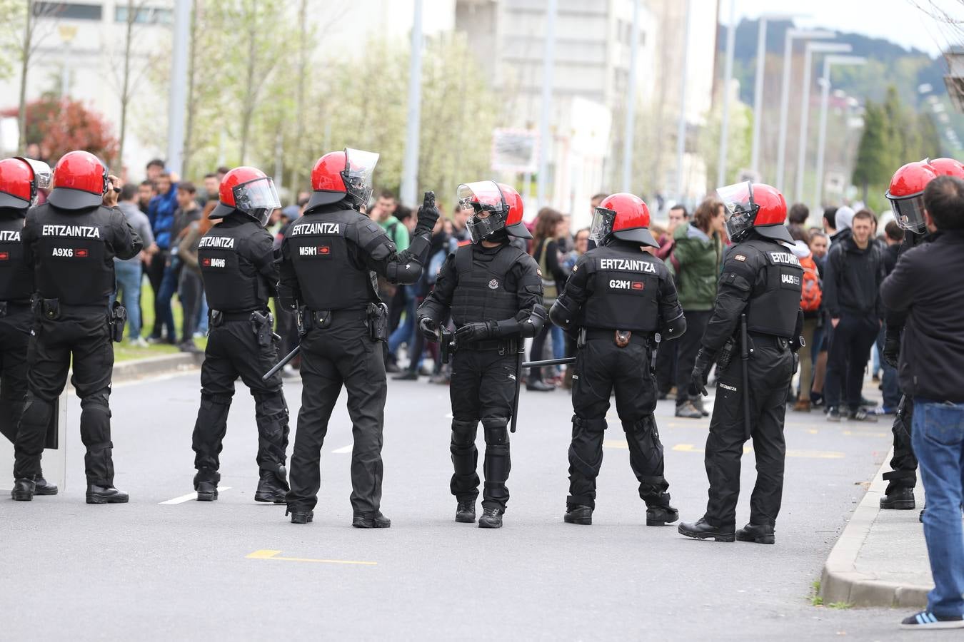 Incidentes en el campus de la UPV en Leioa tras una manifestación