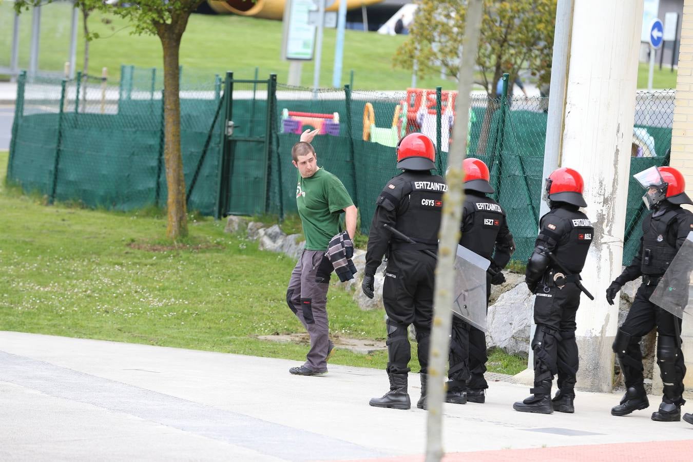 Incidentes en el campus de la UPV en Leioa tras una manifestación