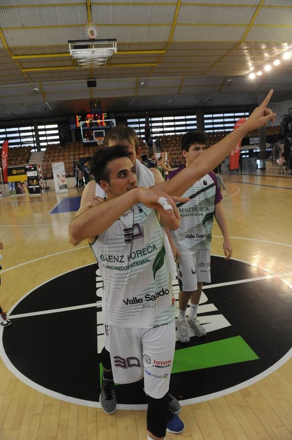 El Araberri celebra el segundo triunfo