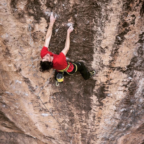 ¿Genialidad o temeridad? No hay reto imposible para Honnold, un escalador sin cuerda