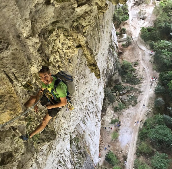 ¿Genialidad o temeridad? No hay reto imposible para Honnold, un escalador sin cuerda