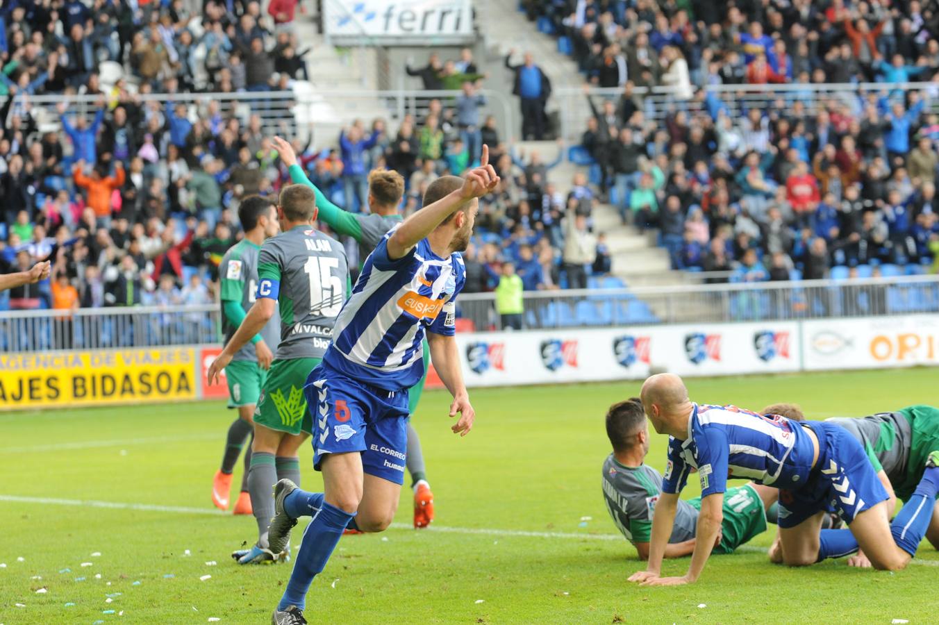 Las mejores imágenes del Alavés-Ponferradina