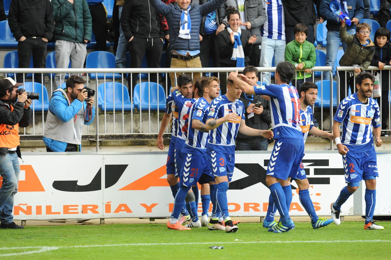 Las mejores imágenes del Alavés-Ponferradina