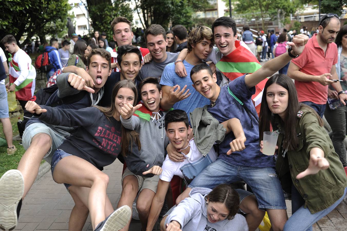 Durango se llena de euskaltzales para disfrutar del Ibilaldia