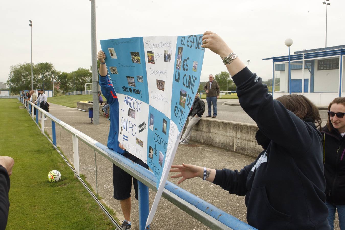 Entrenamiento del Alavés en Ibaia tras el ascenso