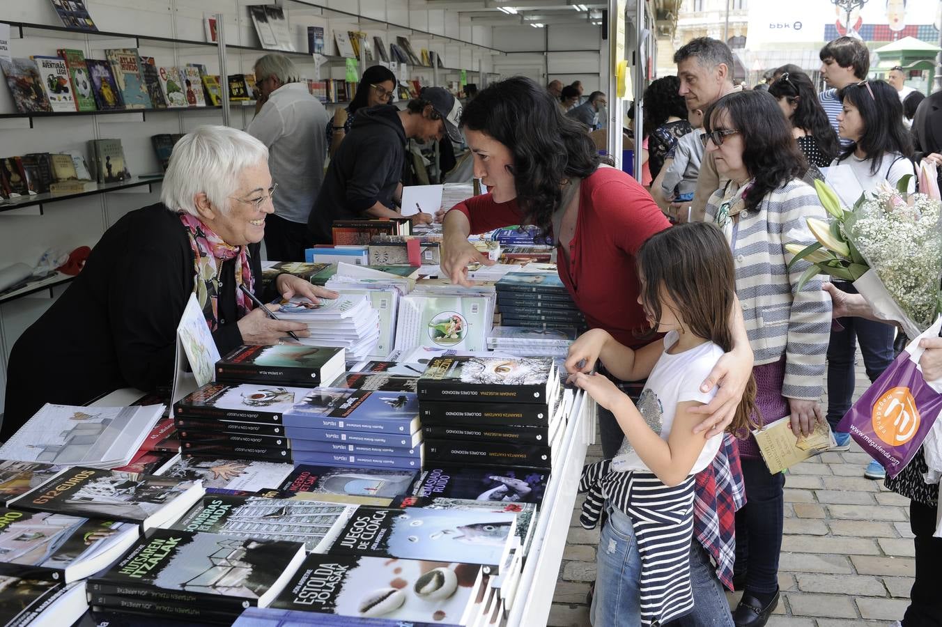 El Arenal bilbaíno se llena de literatura