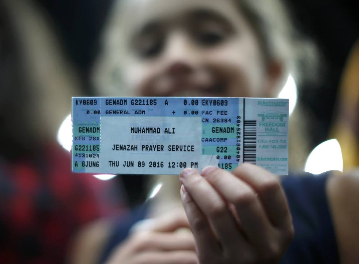 Un adiós multitudinario para Muhammad Ali