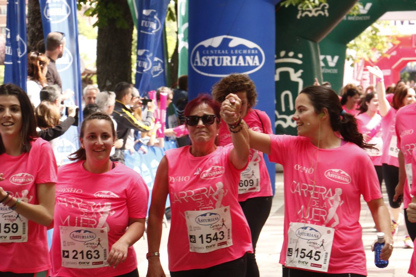Llegada a meta de la Carrera de la Mujer