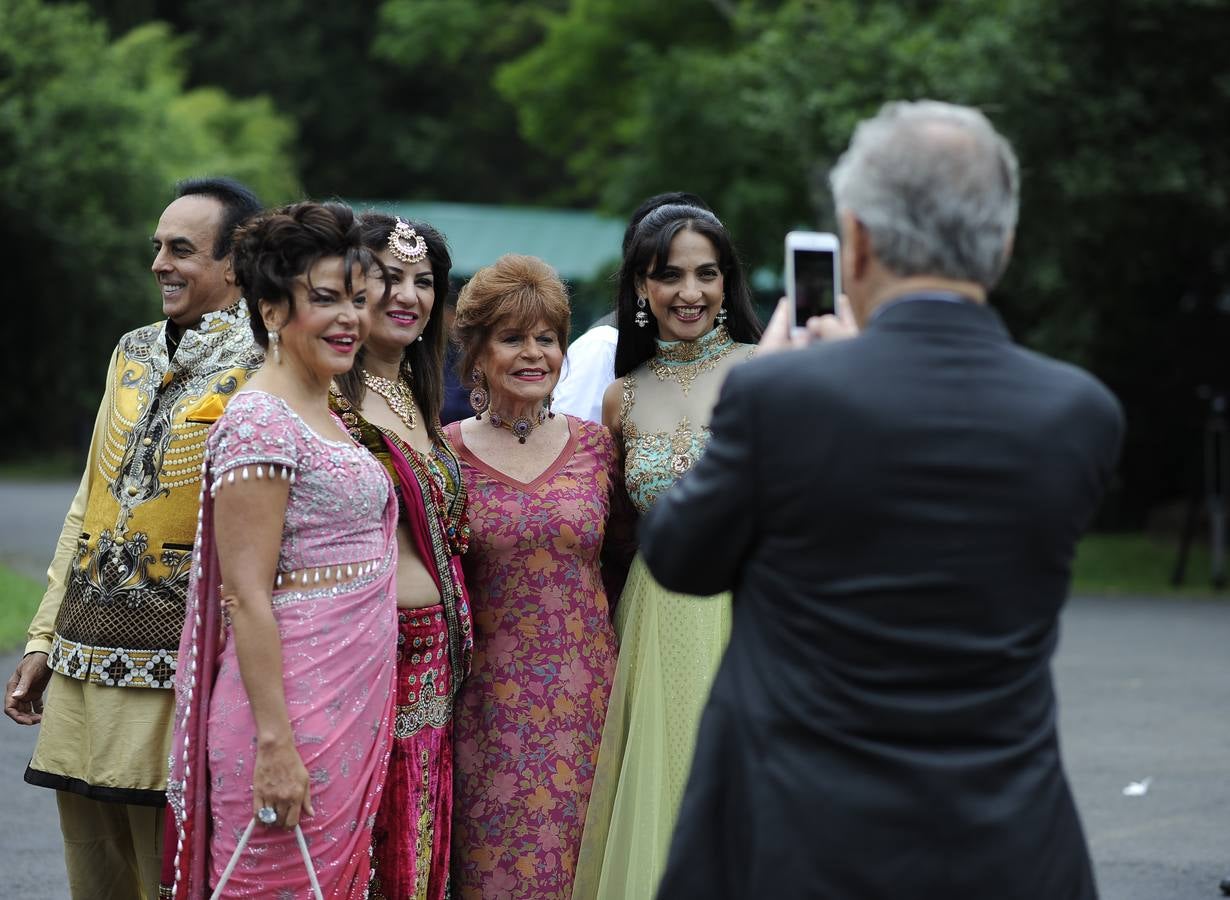 La gran boda hindú celebra su ceremonia