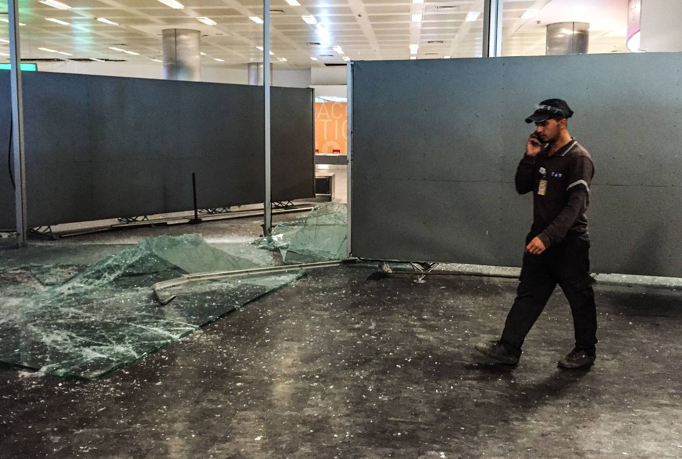 Un atentado en el aeropuerto de Estambul causa decenas de muertos