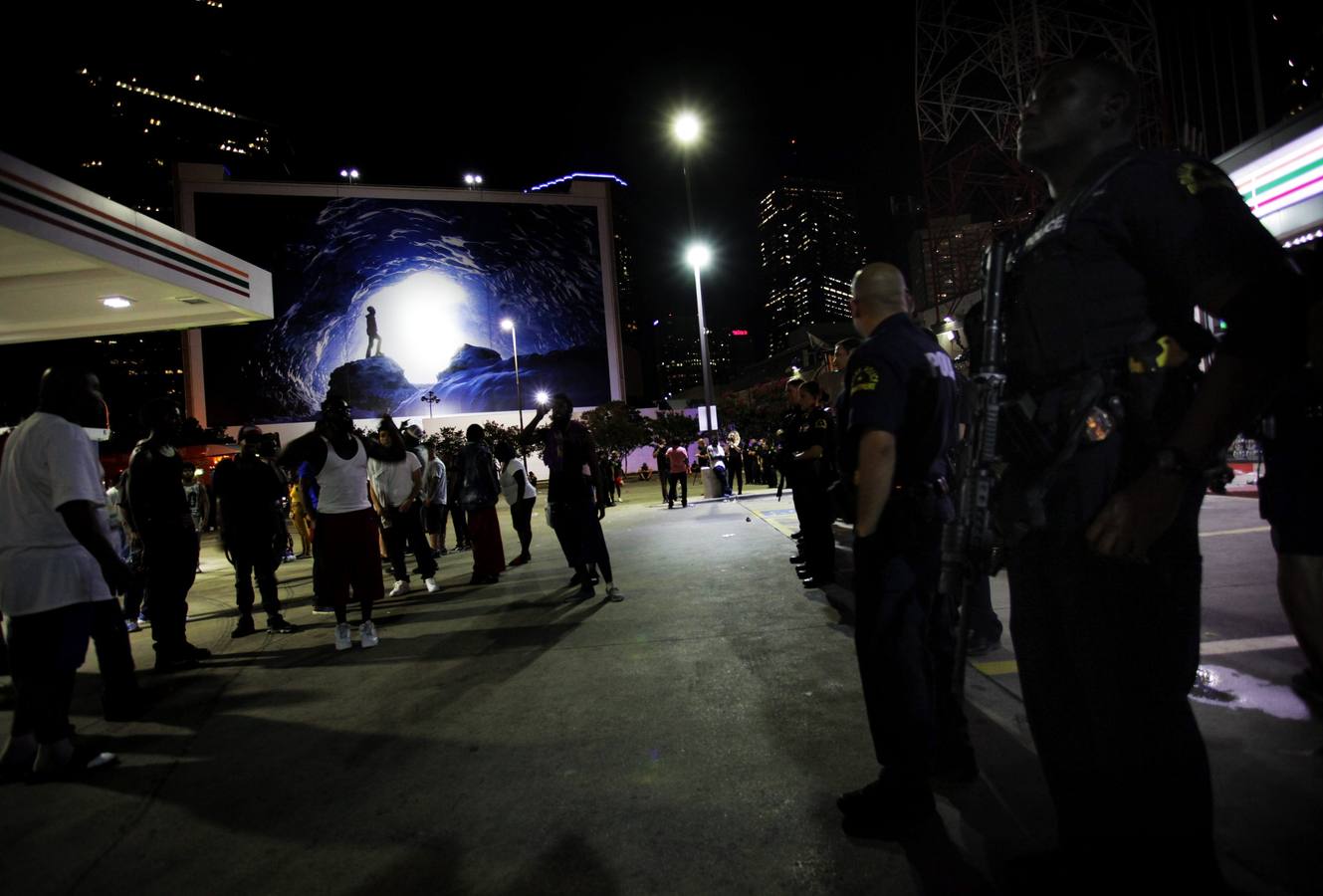 Cuatro policías muertos y siete heridos en Dallas en las protestas contra la violencia policial