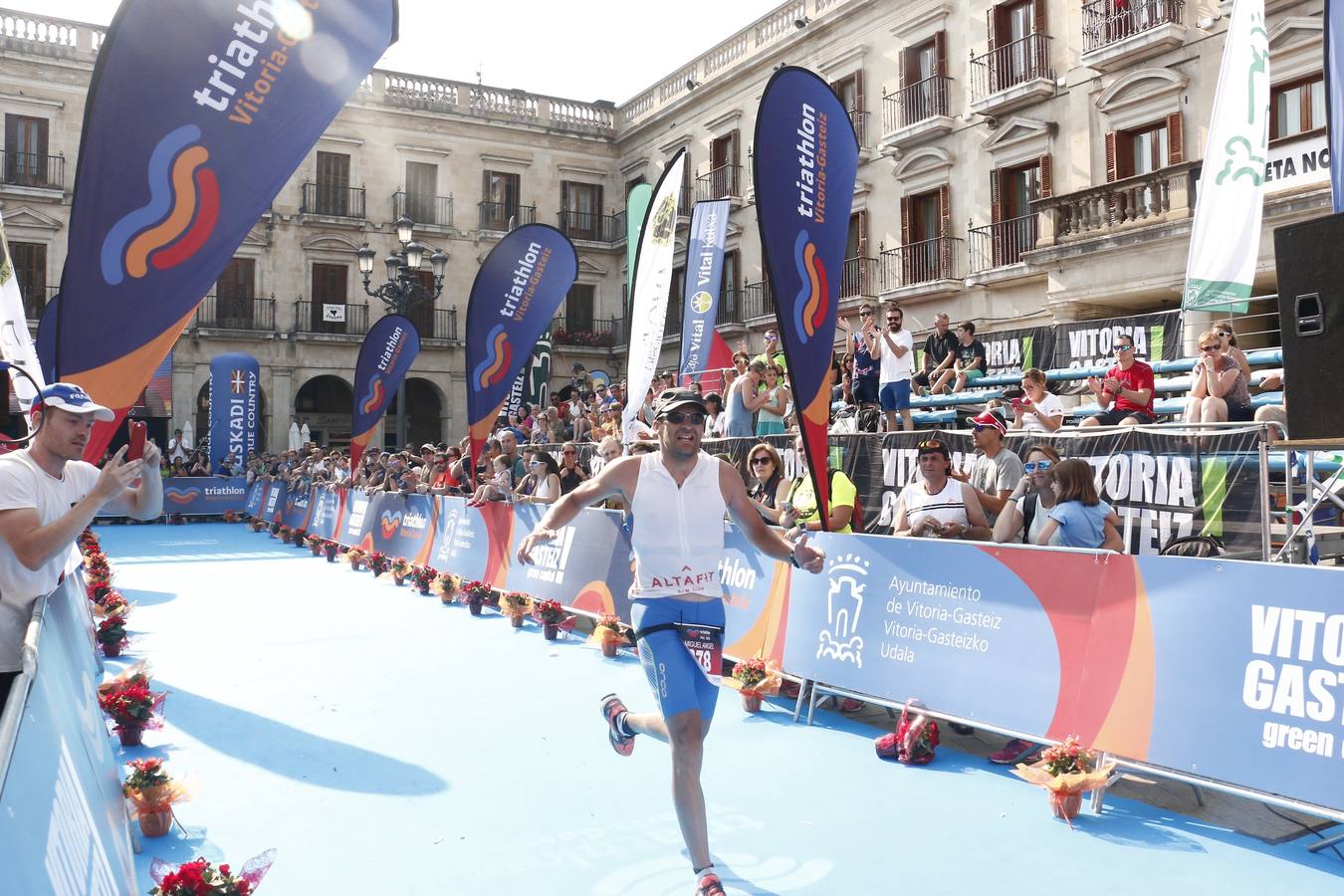 Las mejores imágenes del Triathlon de Vitoria