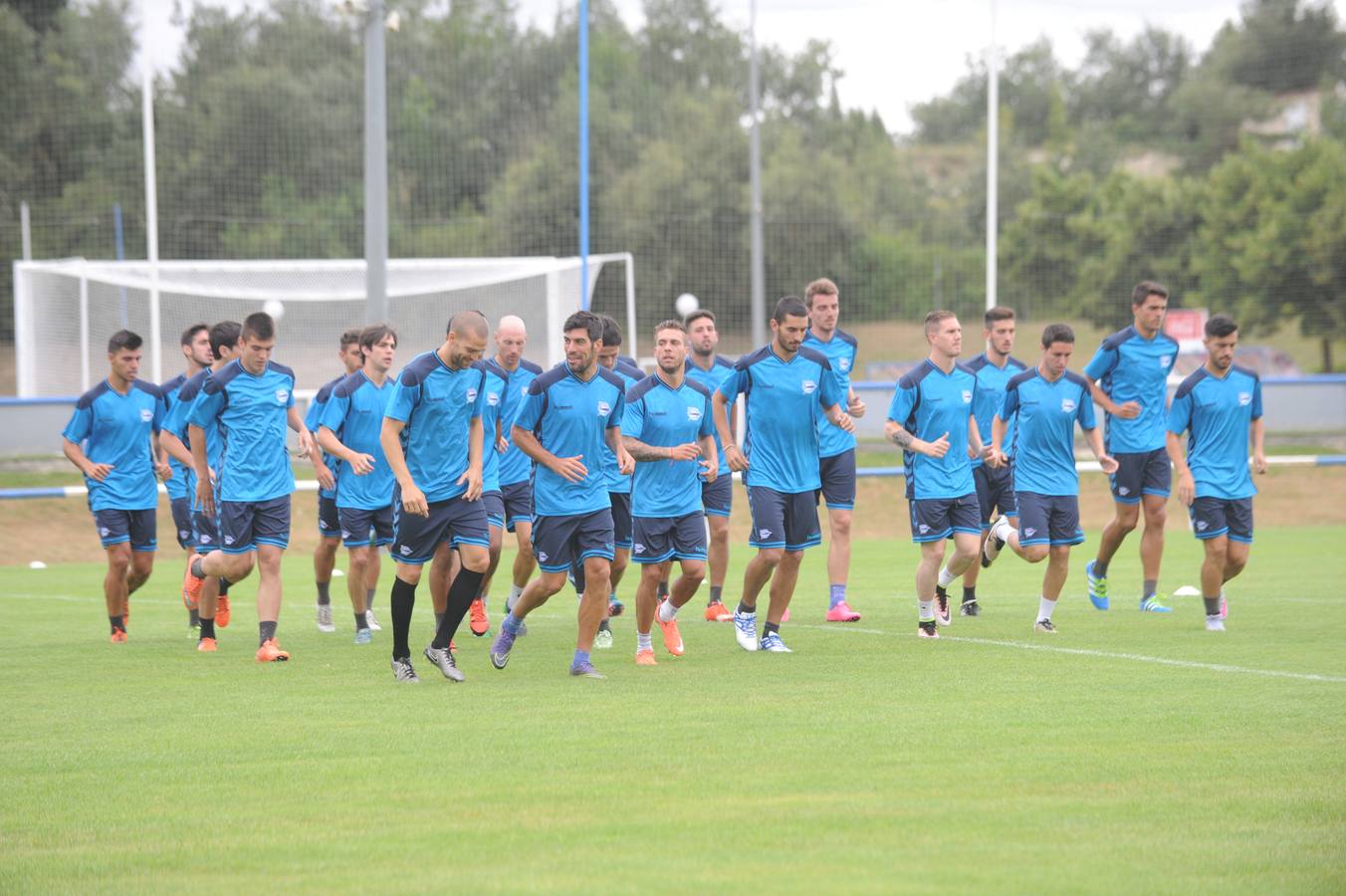 Primer entrenamiento del Alavés esta temporada