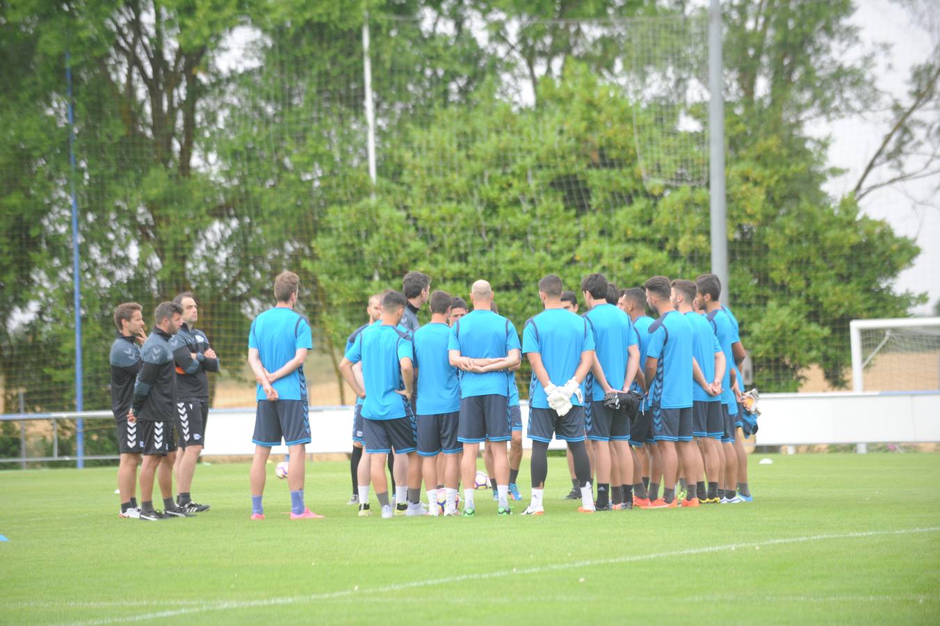 Primer entrenamiento del Alavés esta temporada