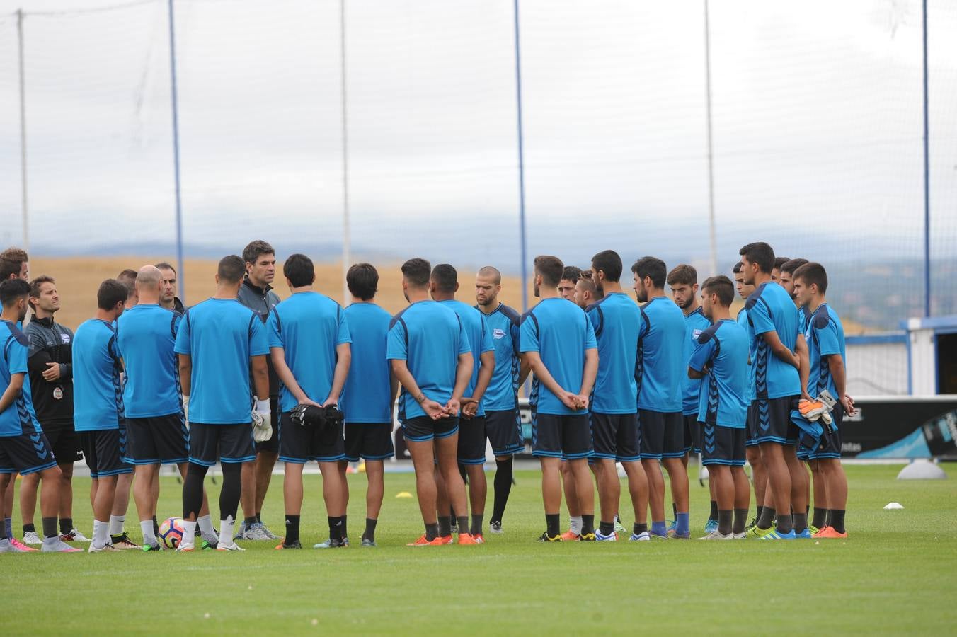 Primer entrenamiento del Alavés esta temporada