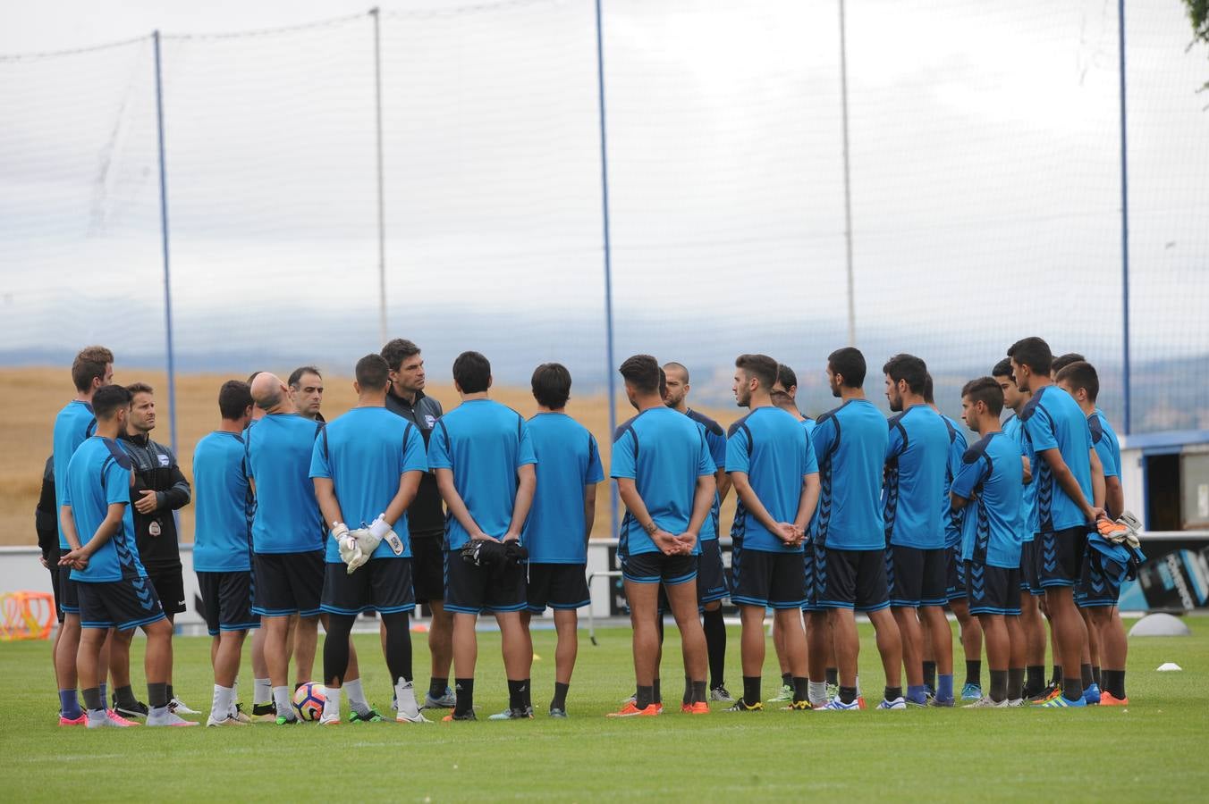 Primer entrenamiento del Alavés esta temporada