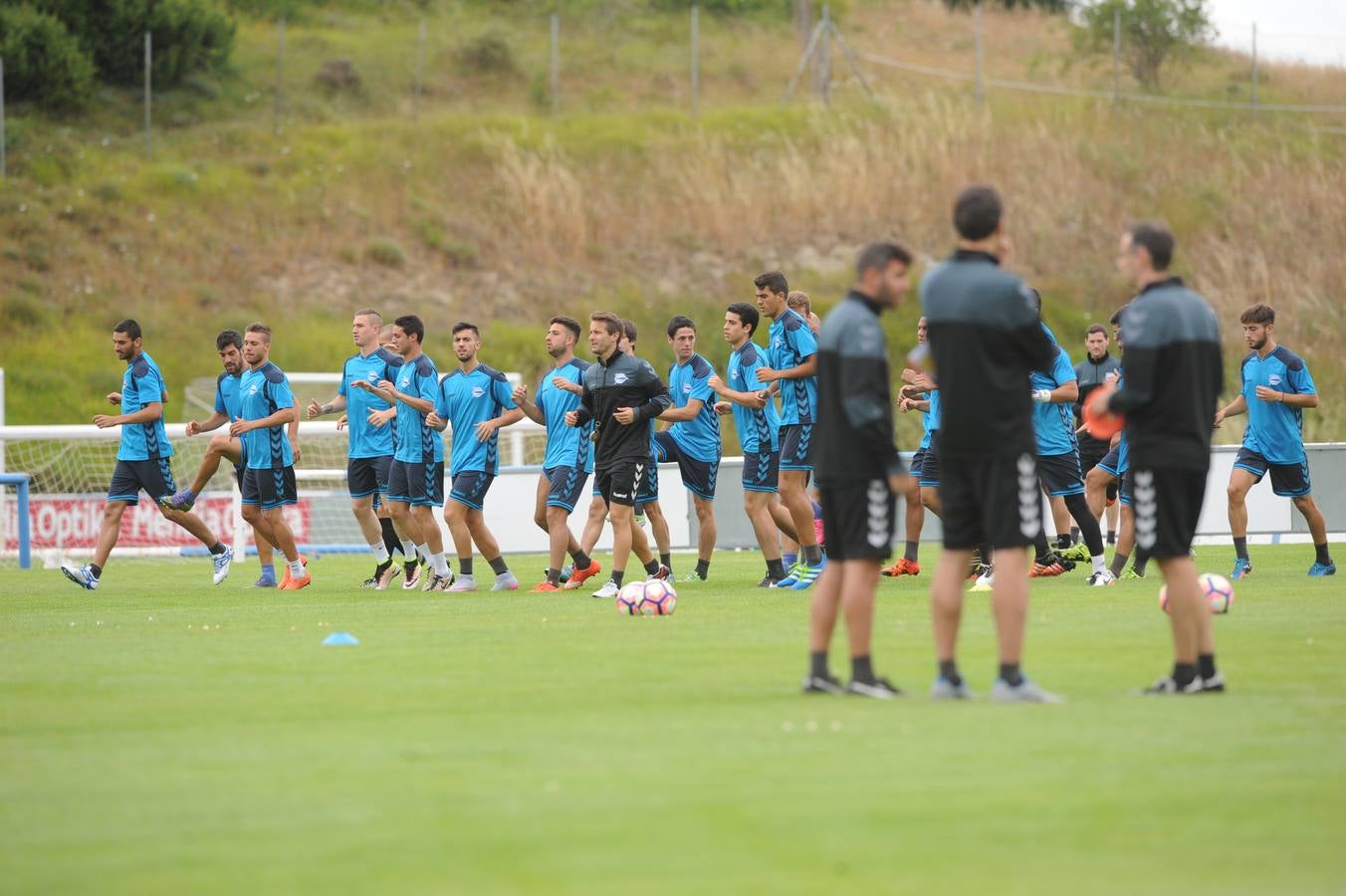 Primer entrenamiento del Alavés esta temporada