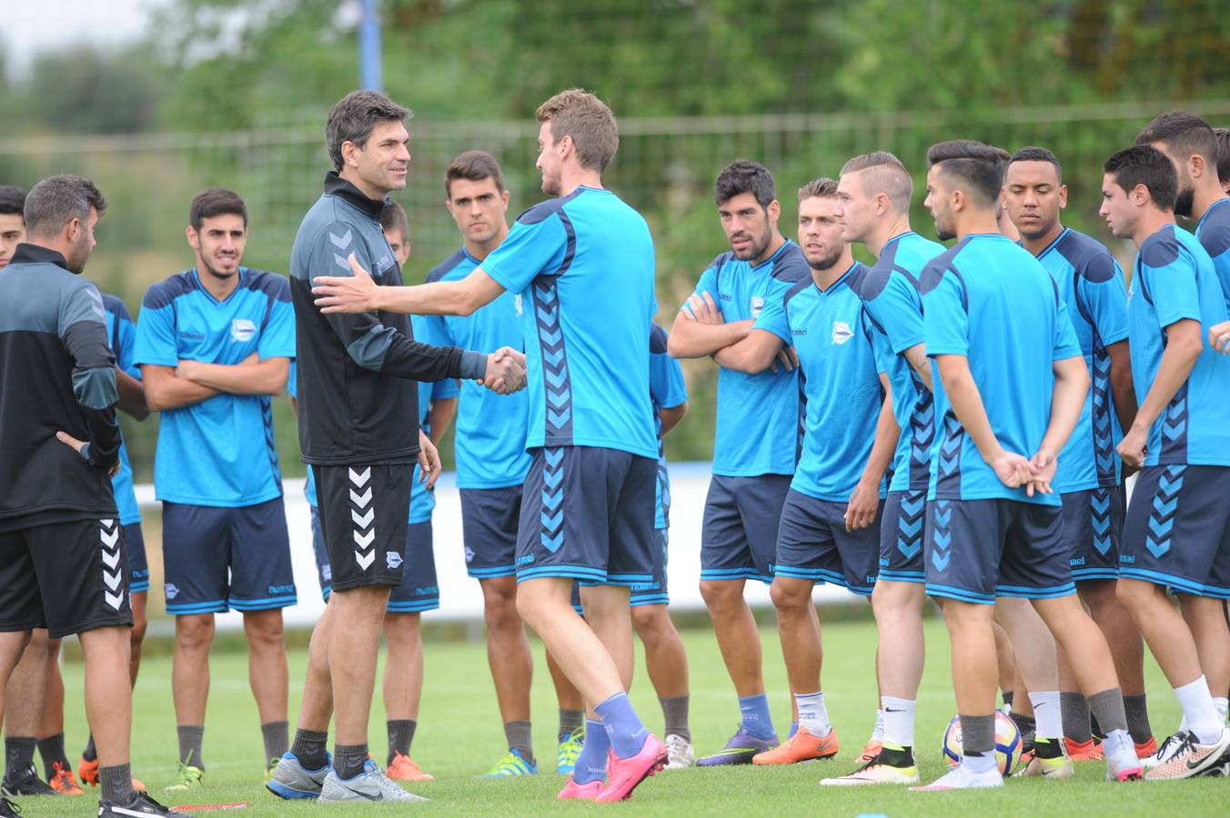 Primer entrenamiento del Alavés esta temporada