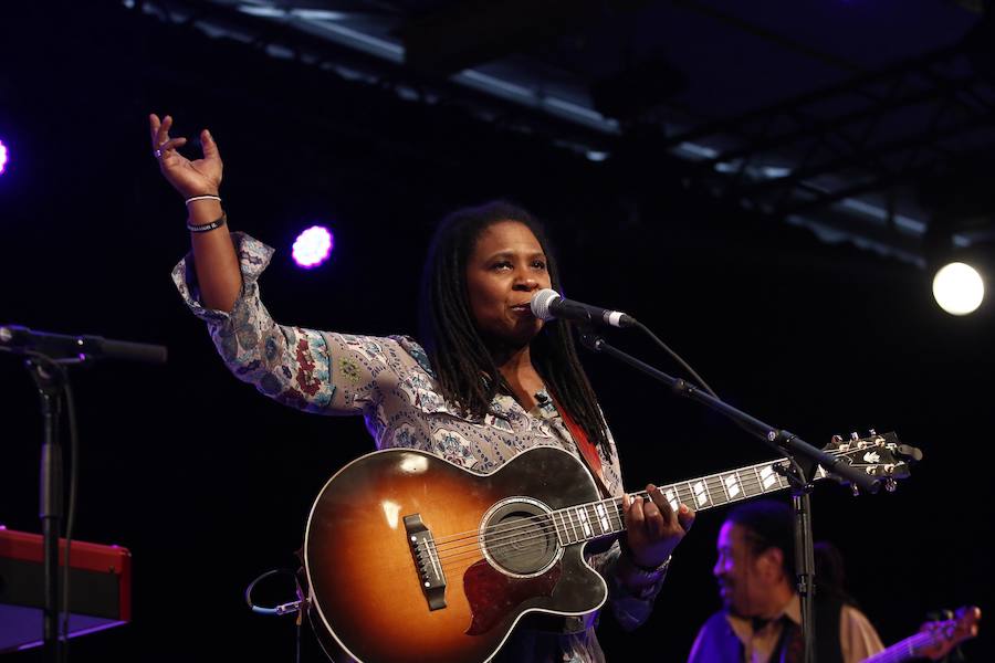 El concierto de Ruthie Foster