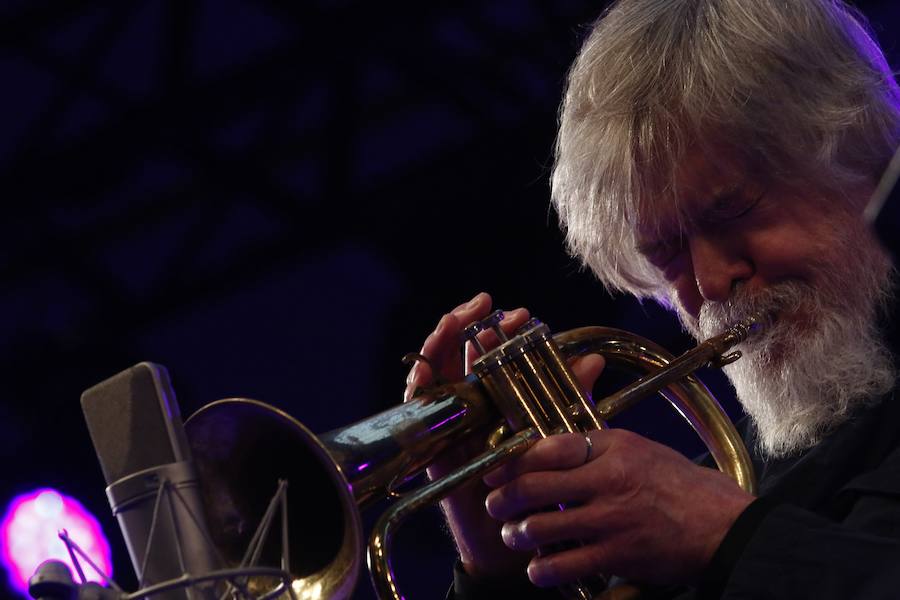 Asistimos al concierto de Tom Harrell Trip