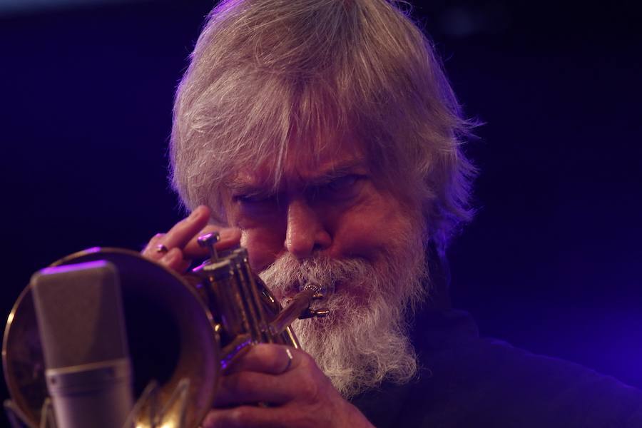 Asistimos al concierto de Tom Harrell Trip