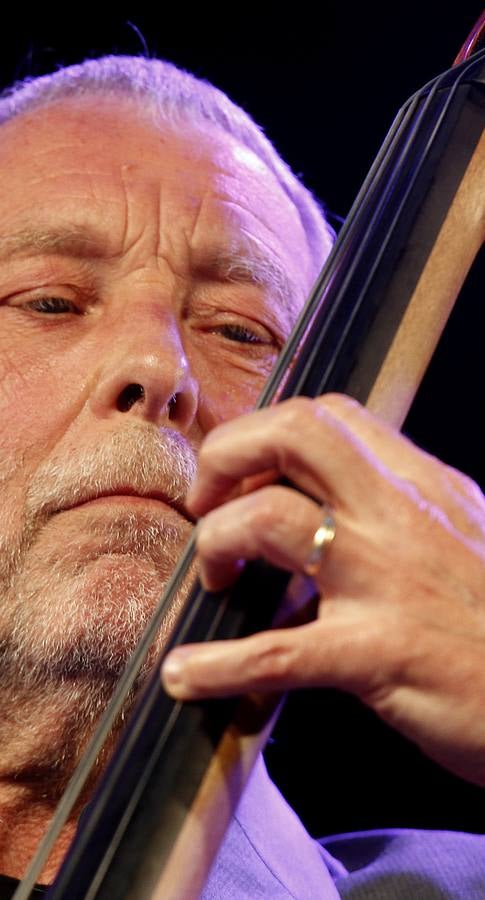 Actuaciones de Dave Holland y Kenny Barron en el festival de jazz de Vitoria