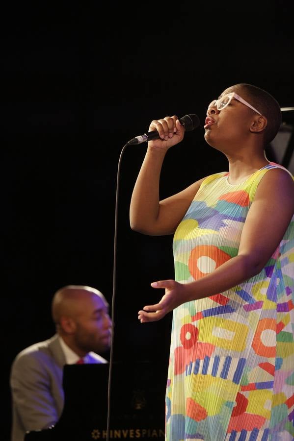 El recital de Cécile McLorin