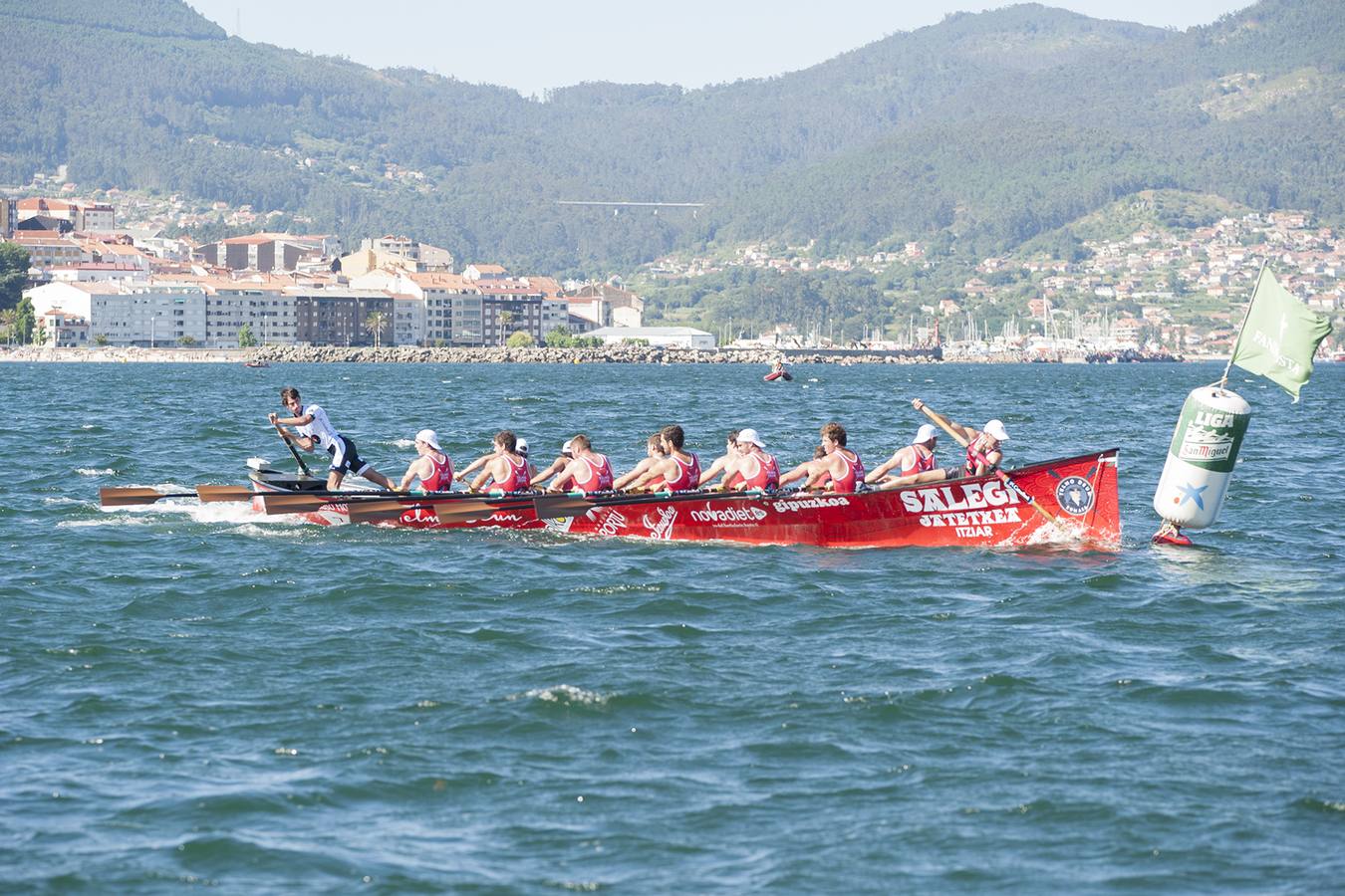 Urdaibai saca las garras en Moaña