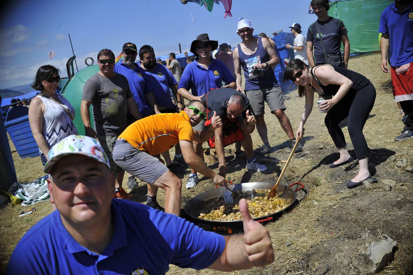 Getxo se relame con una sabrosa paella