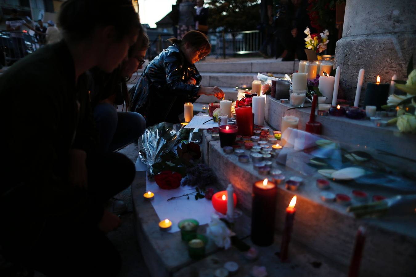 Saint-Etienne-du-Rouvray llora la muerte de su sacerdote