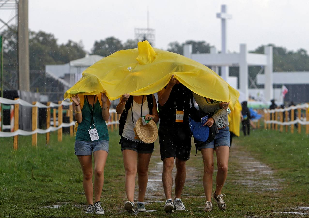 Pasados por agua por ver a Francisco