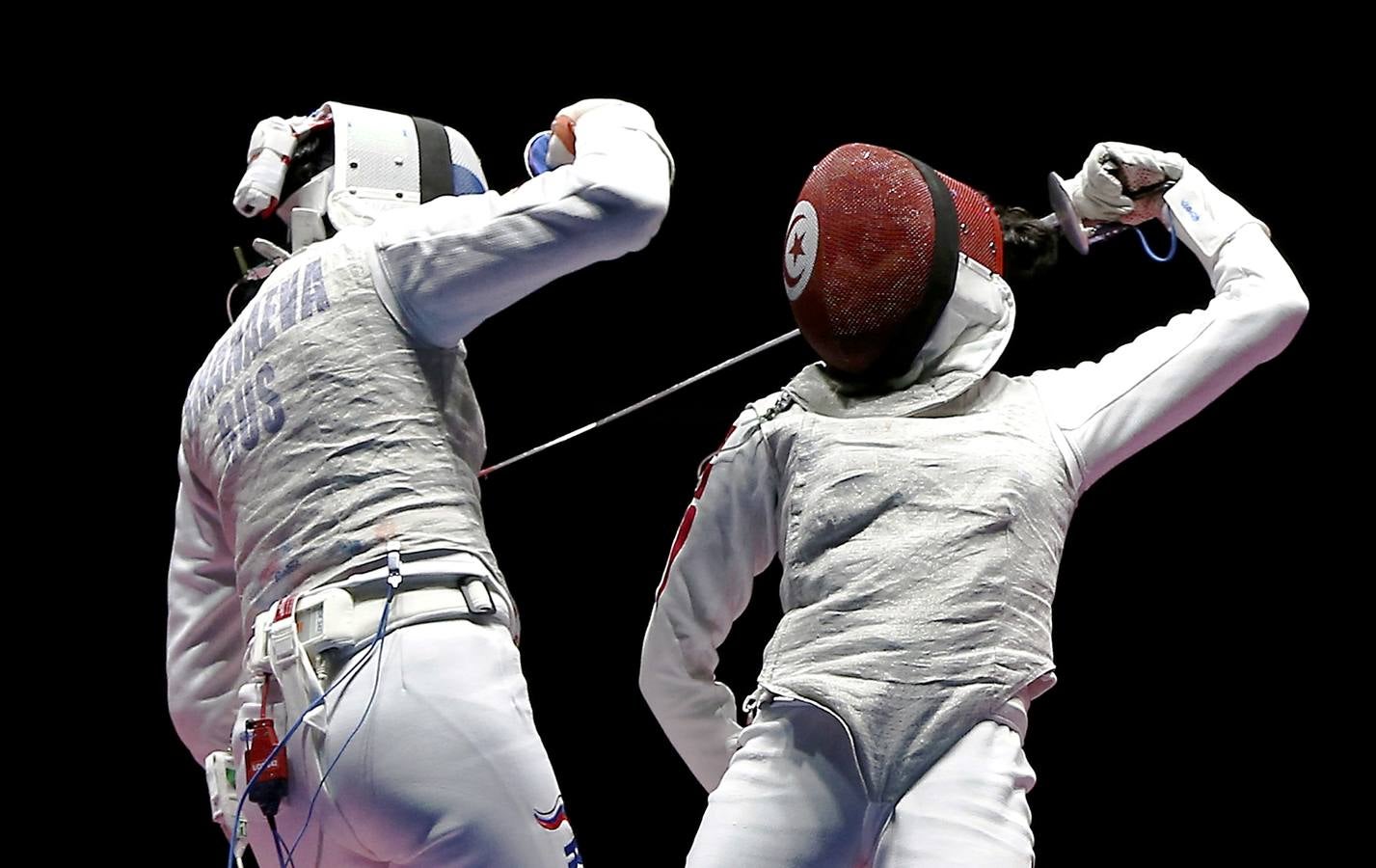 La rusa Aida Shanaeva compitiendo contra Ines Boubakri, de Túnez.