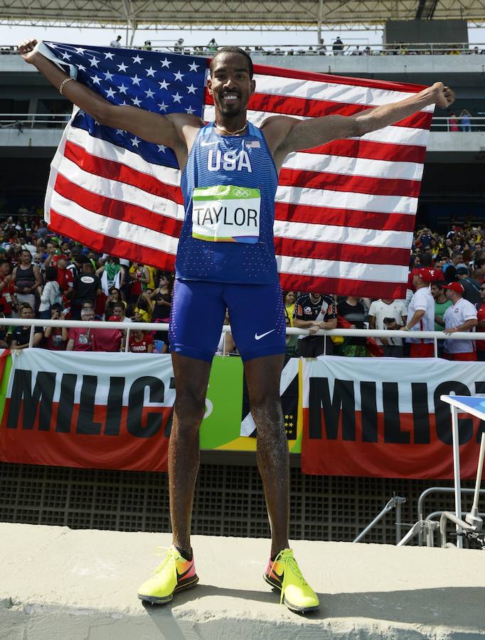 Los estadounidenses Taylor y Claye, hicieron oro y plata en salto de altura