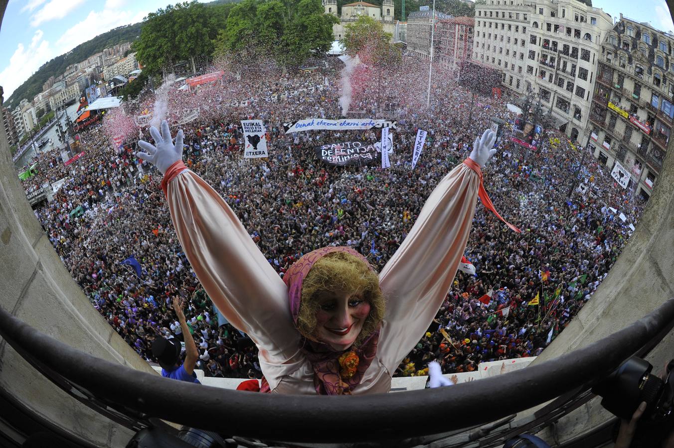 Marijaia enciende Bilbao