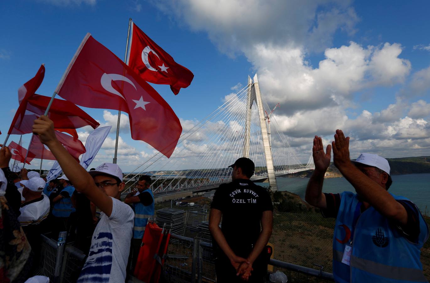Nueva conexión entre Asia y Europa por un puente en Estambul