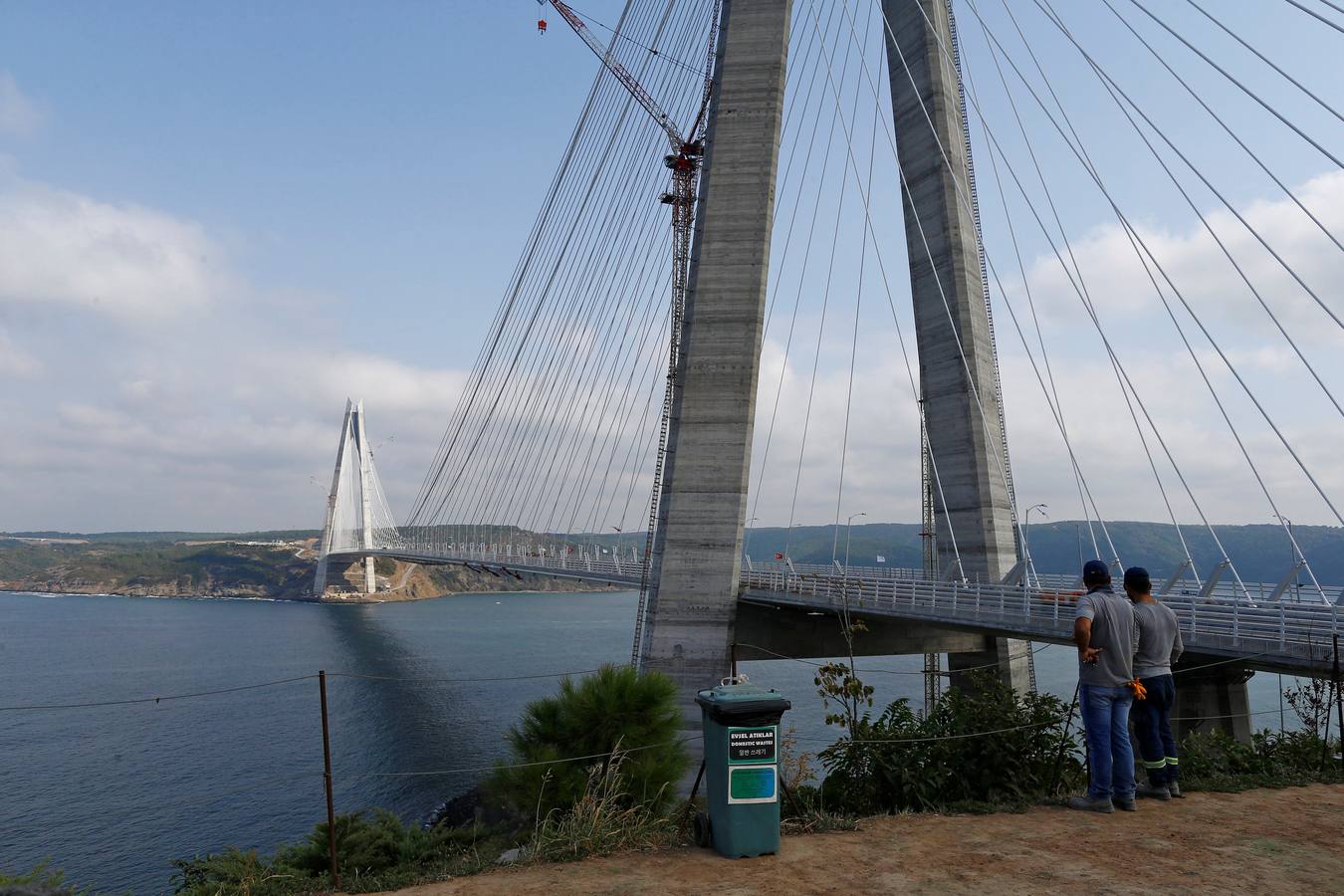 Nueva conexión entre Asia y Europa por un puente en Estambul