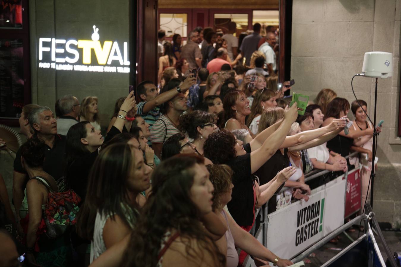 &#039;Olmos y Robles&#039; toman el Teatro Principal de Vitoria