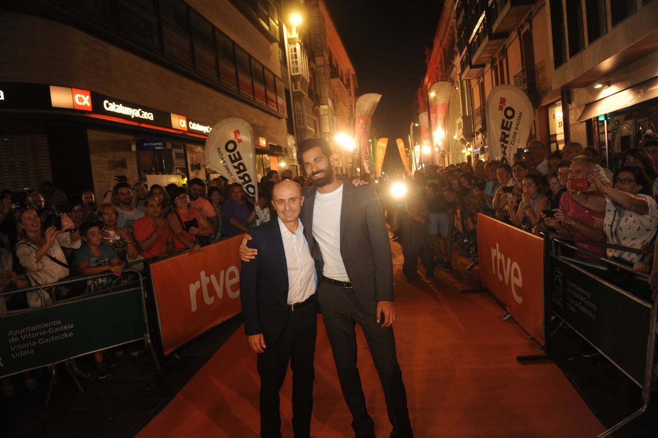 &#039;Olmos y Robles&#039; toman el Teatro Principal de Vitoria