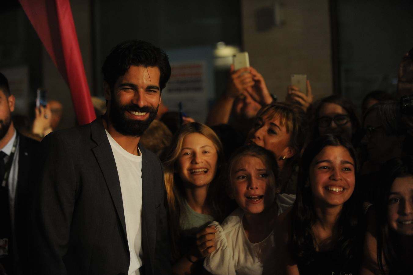 &#039;Olmos y Robles&#039; toman el Teatro Principal de Vitoria