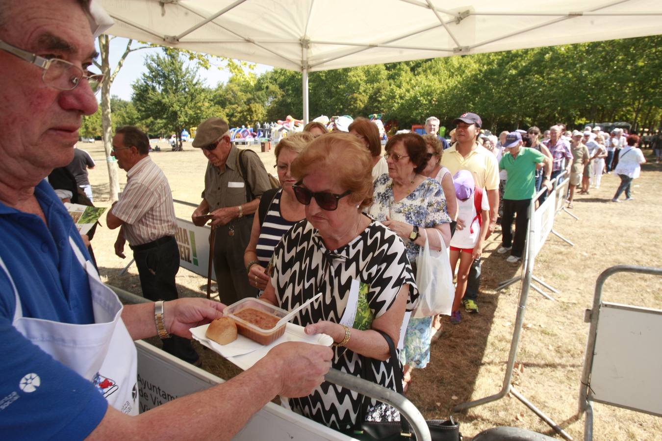 Calor, diversión y buenos alimentos en el día de Olárizu