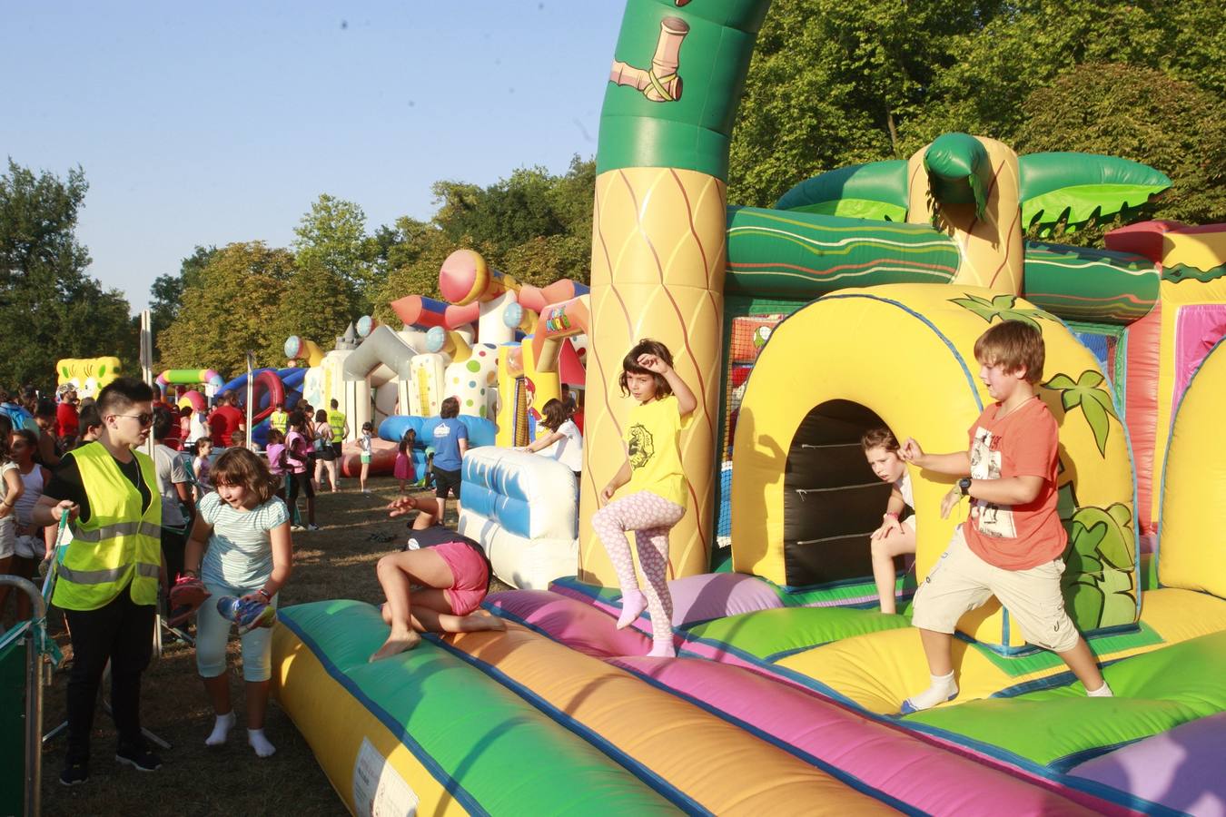 Calor, diversión y buenos alimentos en el día de Olárizu