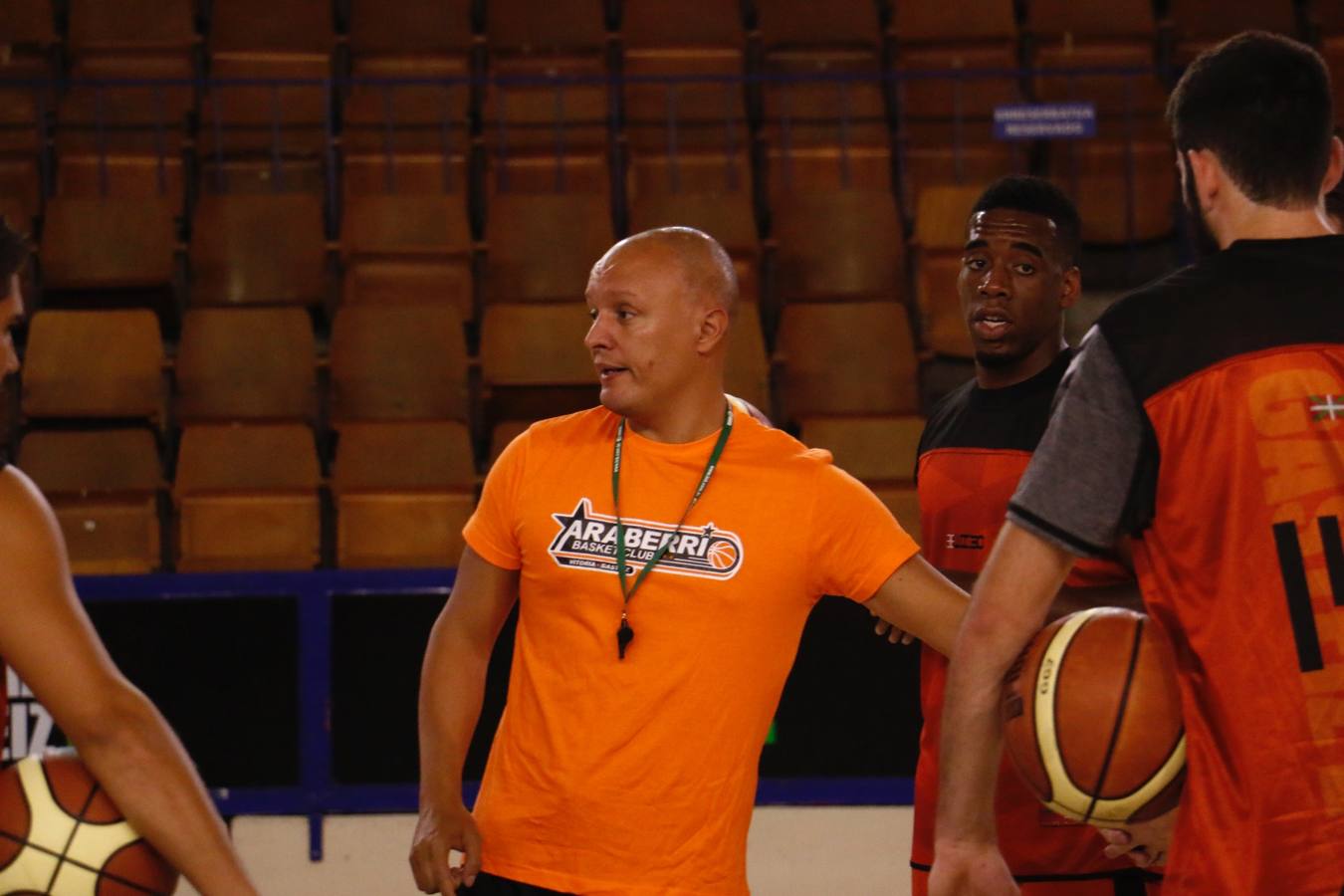 Araberri se pone en marcha