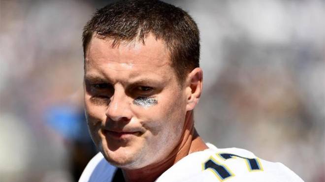 Philip Rivers (fútbol americano), 34 millones de euros al año.