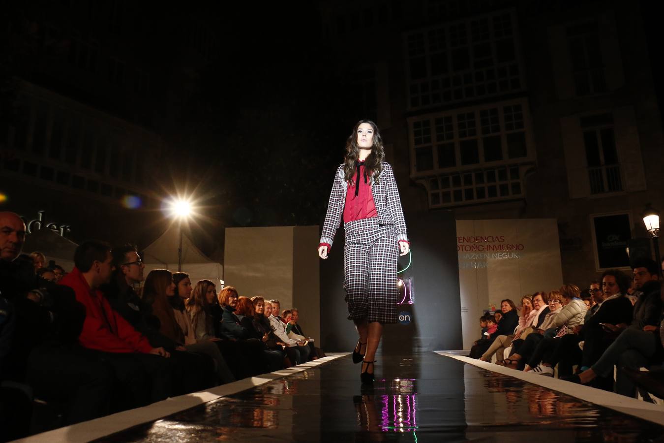 La Pasarela Gasteiz On sale a la calle