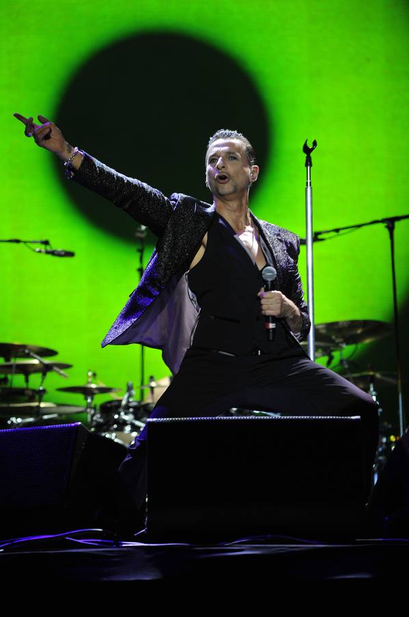 Dave Gahan, durante el concierto de Depeche Mode en Bilbao BBK Live 2013. 