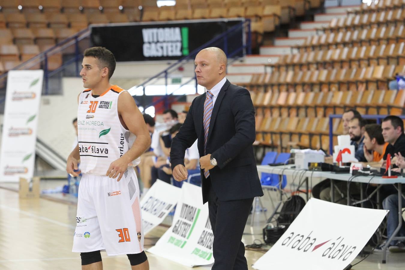 Sáenz Horeca Araberri - Baloncesto Melilla