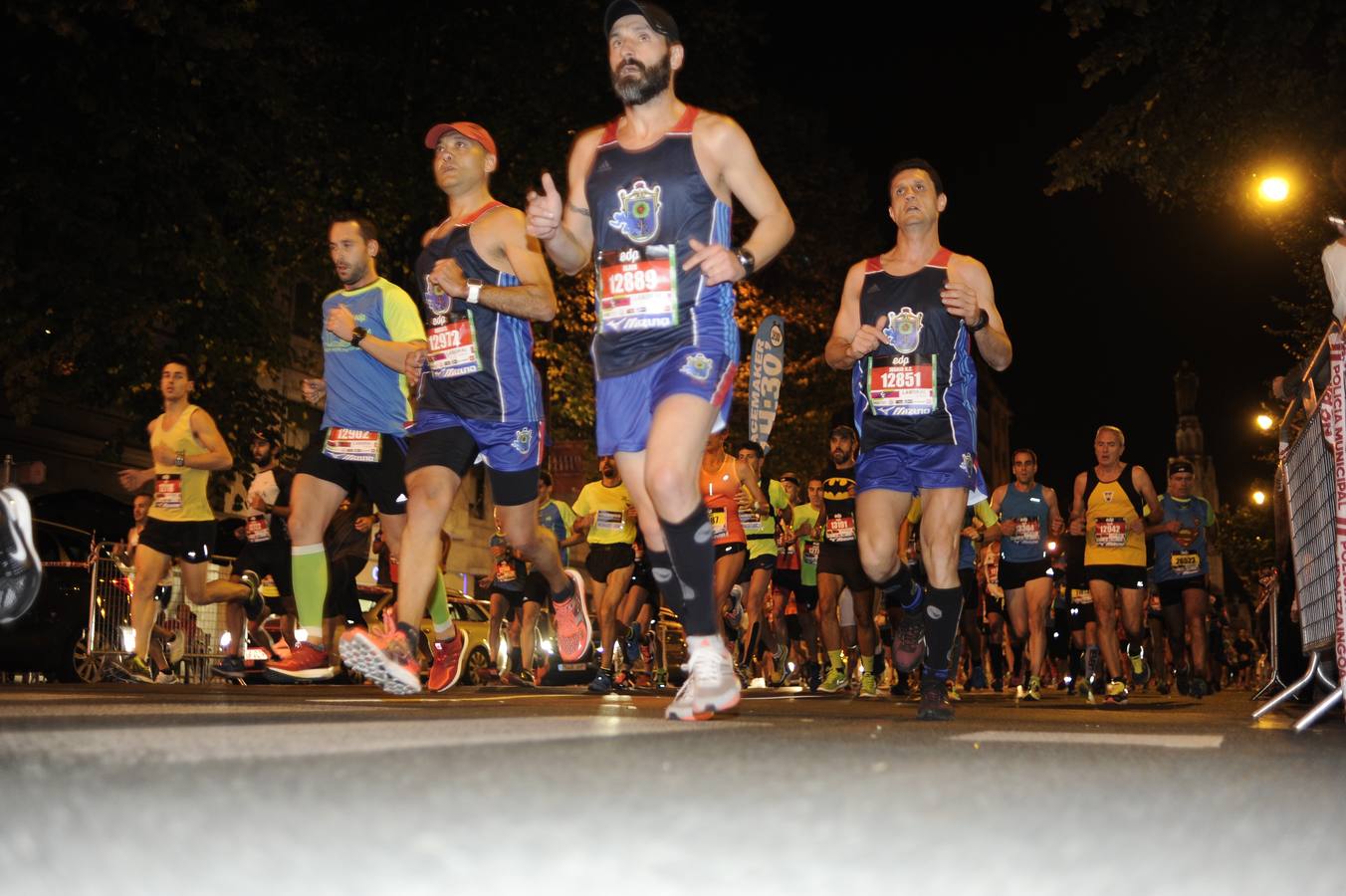 Las mejores imágenes del Bilbao Night Marathon 2016