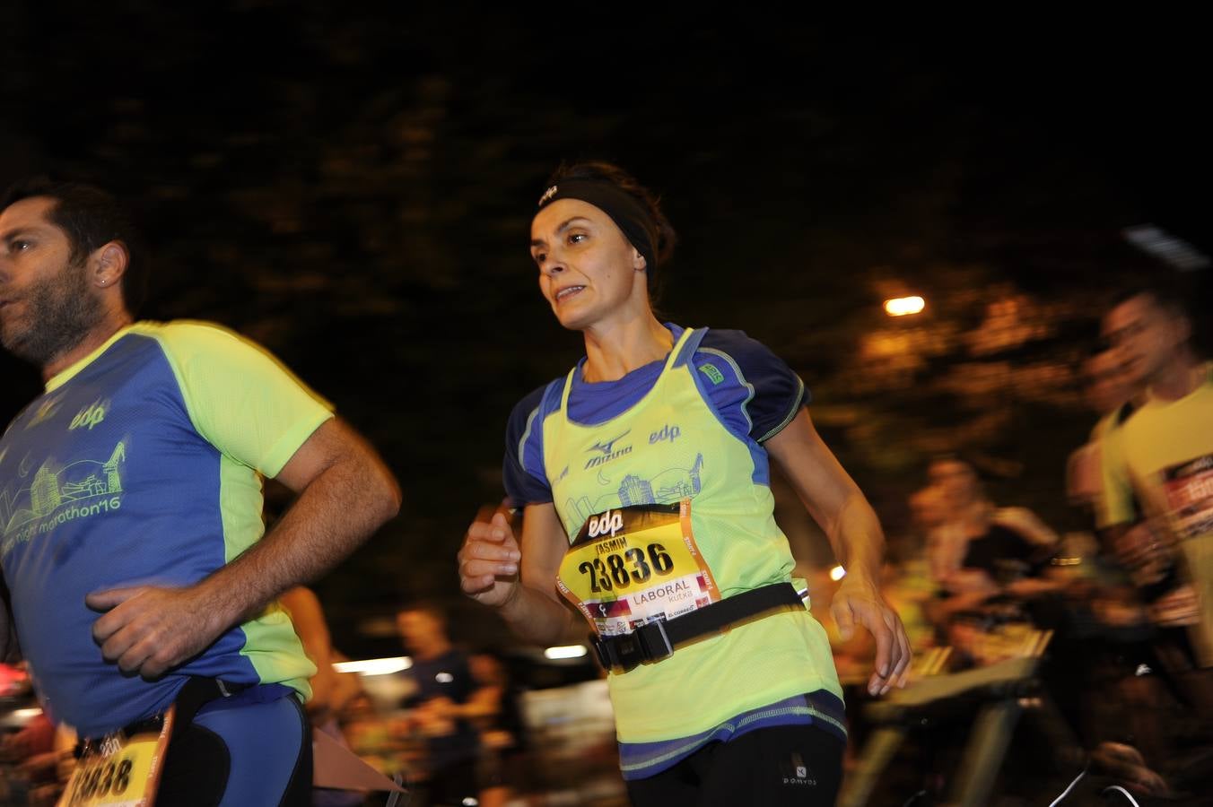 Las mejores imágenes del Bilbao Night Marathon 2016