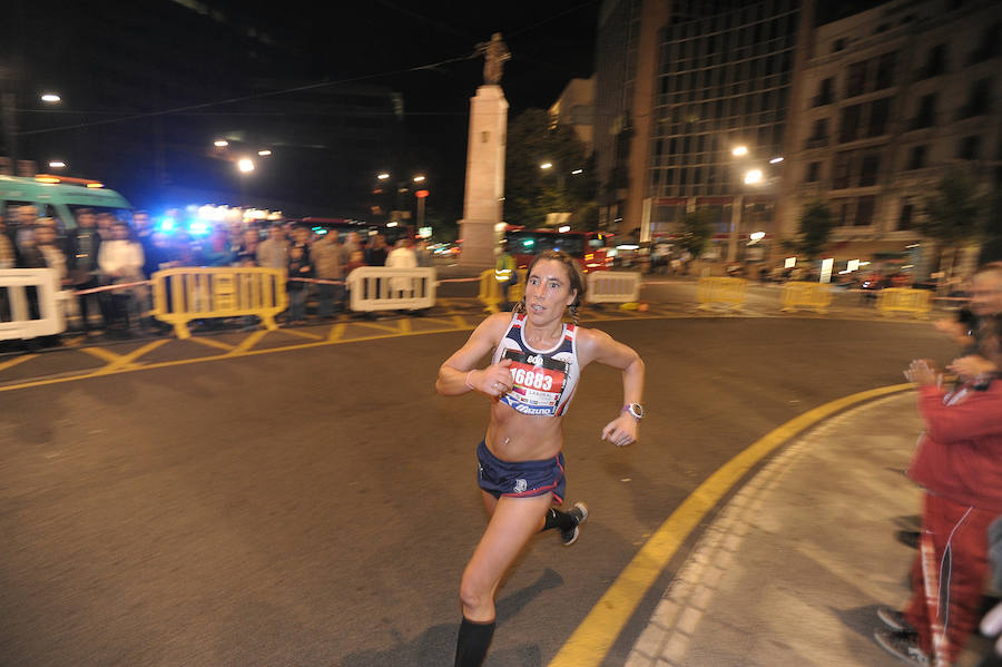 Las mejores imágenes del Bilbao Night Marathon 2016