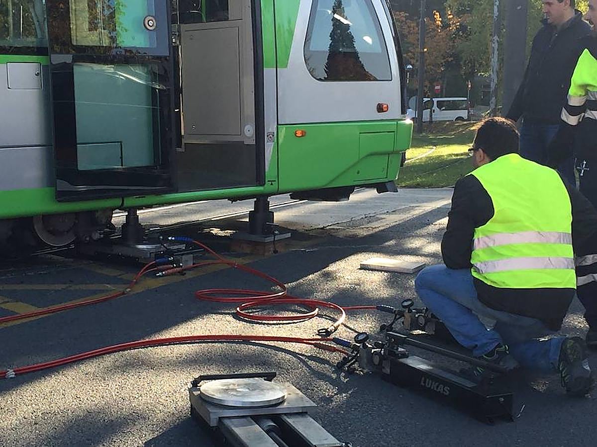 Nuevo accidente del tranvía en el barrio vitoriano de Lakua